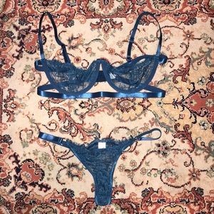Brand new matching lace bra and underwear set.